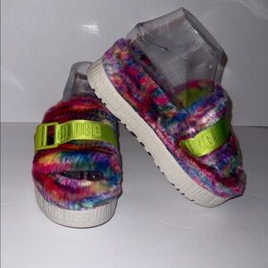 NWOT UGG 1128211 Fluffita Pixelate Slide Slippers Multi Color Women’s Size 7